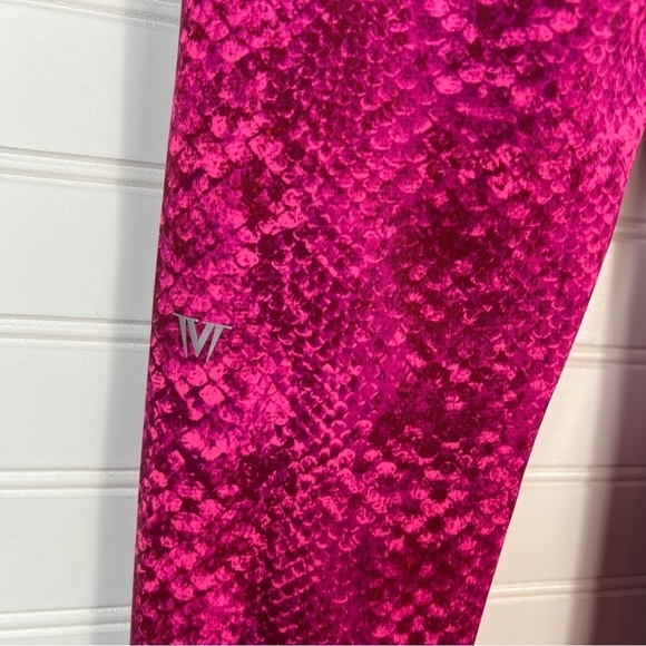 IVL Collective Athletic Yoga Leggings Got Pink Snake Print Sz 4 - Picture 6 of 10